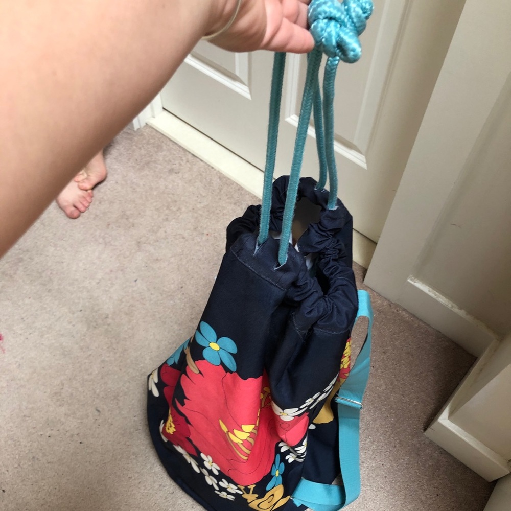 Drawstring laundry duffel bag - Picture 5 of 5